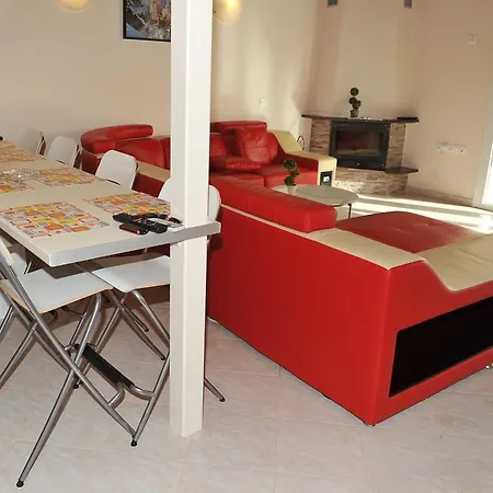 Villa Poulades *