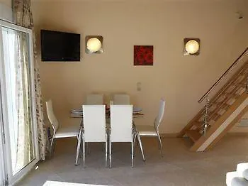 Poulades Villa Gouvia
