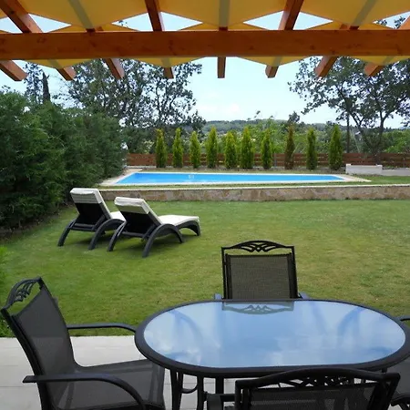 Villa Villa Poulades
